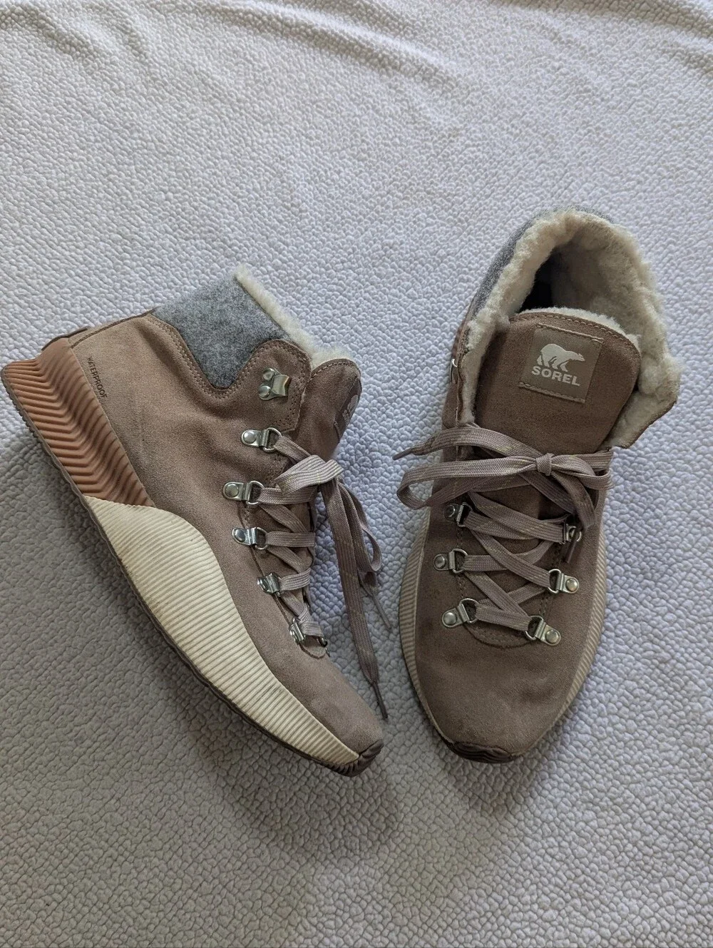 Sorel Size 11 Waterproof Tan Suede Faux Fur Lined Ankle Boots Booties